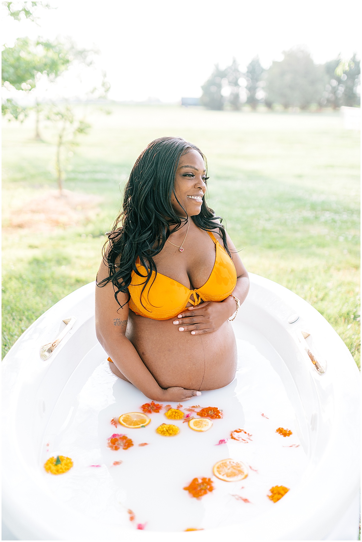 Milk Bath Maternity Photoshoot | Keaira Outdoor Portraits