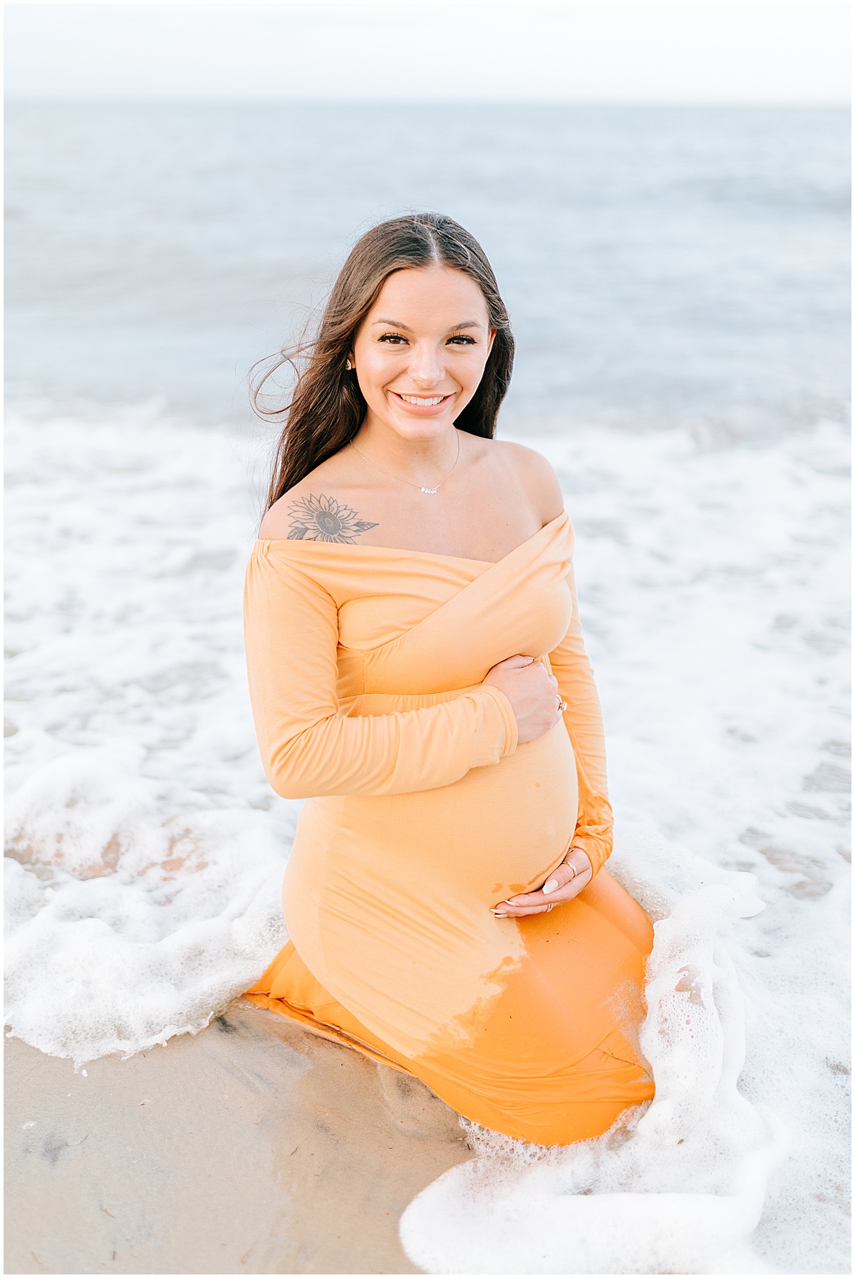 Seaside Maternity Portraits in Slaughter Beach Delaware