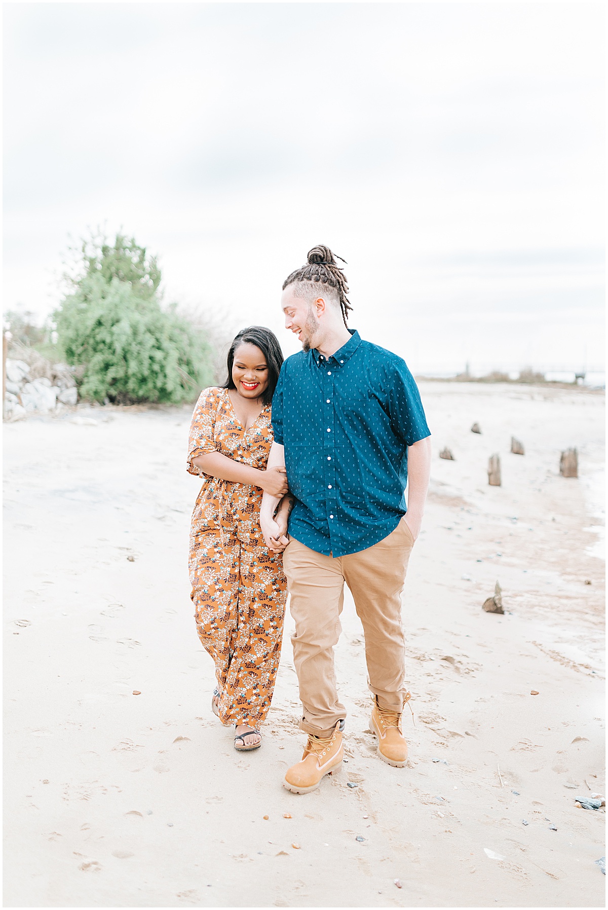 pregnancy announcement photoshoot