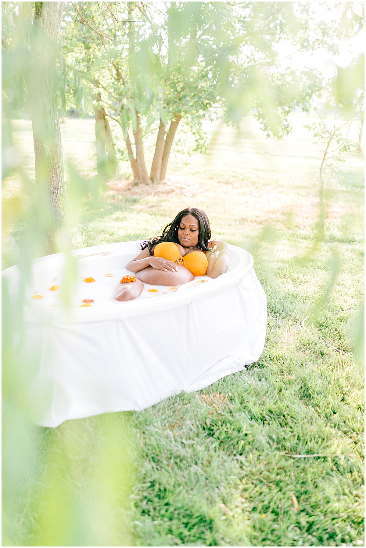 Milk Bath Maternity Photoshoot | Keaira Outdoor Portraits