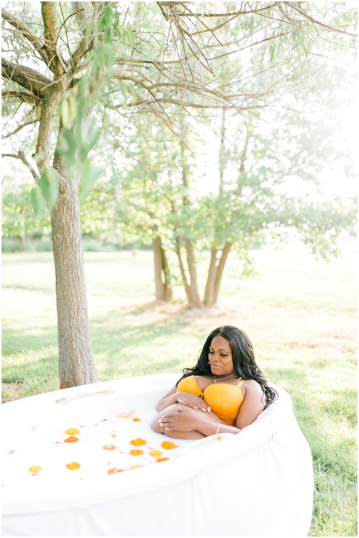 Milk Bath Maternity Photoshoot | Keaira Outdoor Portraits